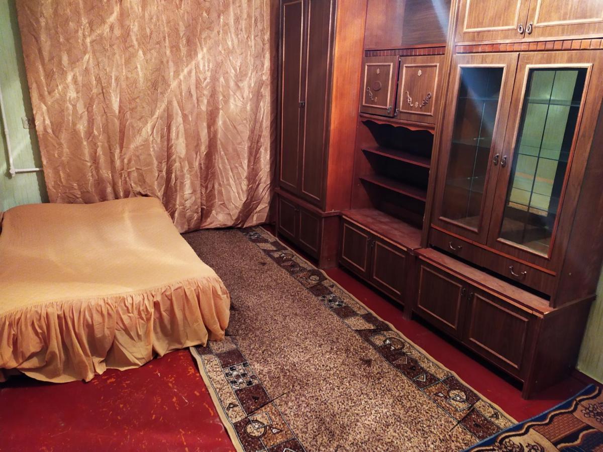 Новоместинская Центр Квартира Посуточно Sumy Esterno foto